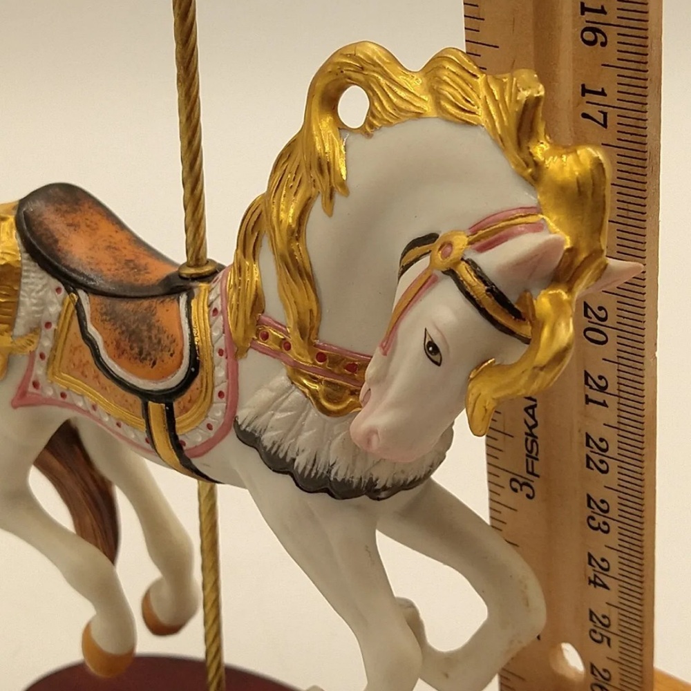 Faberge - Picture 5 of 6